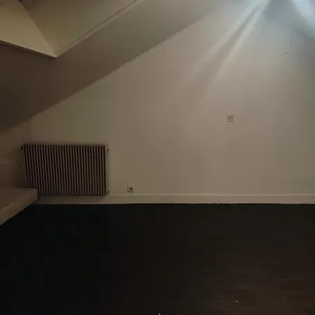 Hostel Roomate Near Paris Saint-Denis (Seine-Saint-Denis)